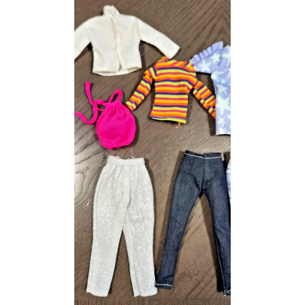 Barbie Vintage Doll Clothes &‎ Shoes Lot